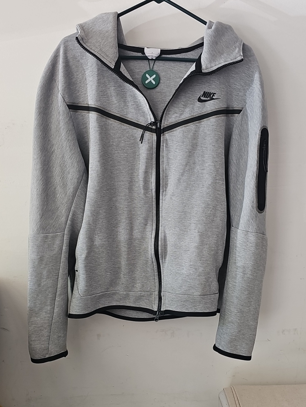 Nike Tech Mens Sz Large Gray And Black Full Zip Hoodie! Stock X Verified!!